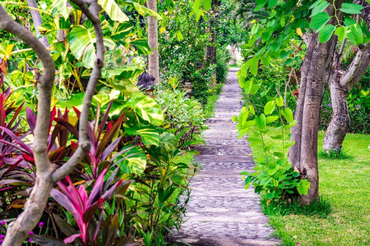 Taman Selini Wahana Beach Resort Pemuteran Esterno foto