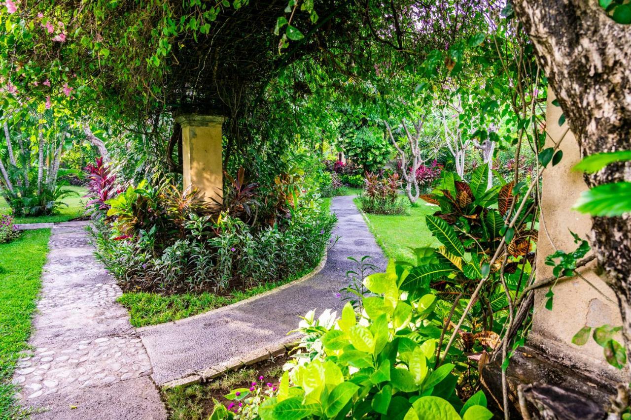 Taman Selini Wahana Beach Resort Pemuteran Esterno foto
